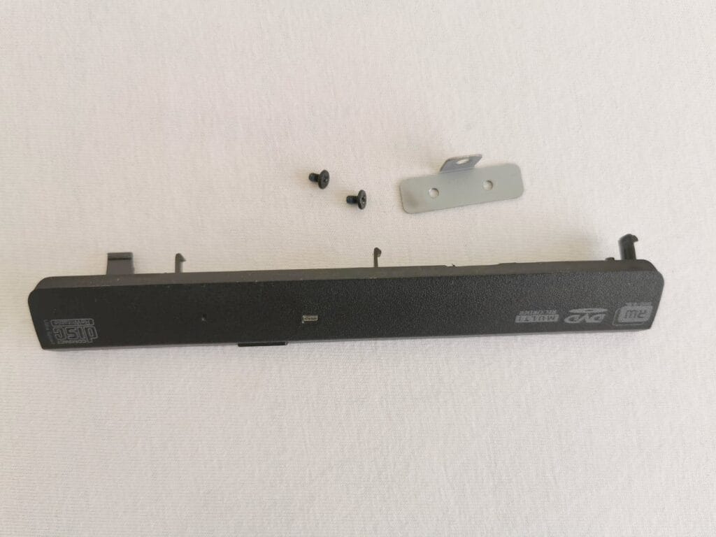 Osprzęt napędu do eMachines e732G-333G32Mnkk