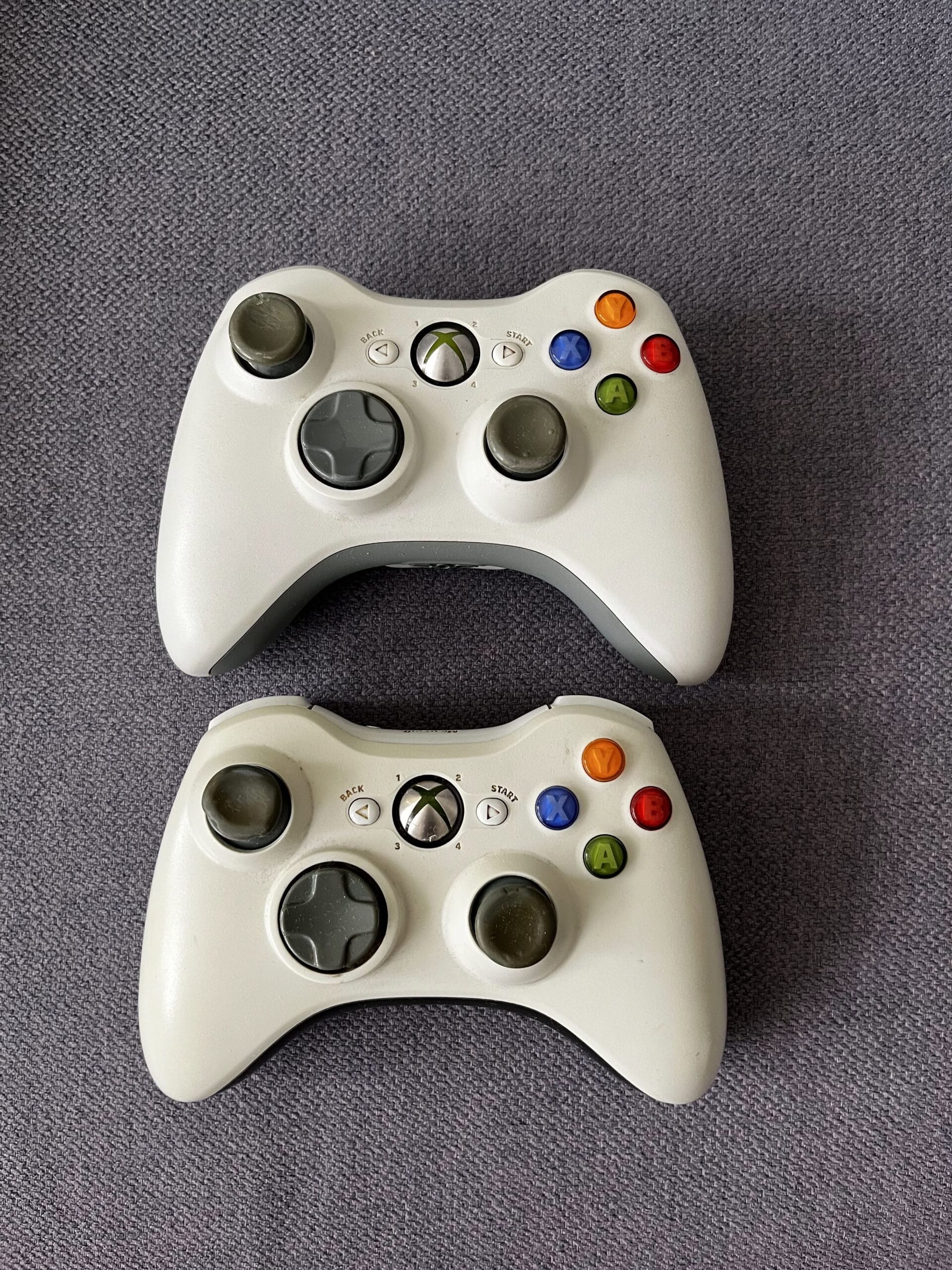 Zestaw Xbox 360 (Płyta FALCON) + 2 Pady + Pilot + Zasilacz + Gra PES 2011 7 Zestaw Xbox 360 (Płyta FALCON) + 2 Pady + Pilot + Zasilacz + Gra PES 2011 - obrazek 7